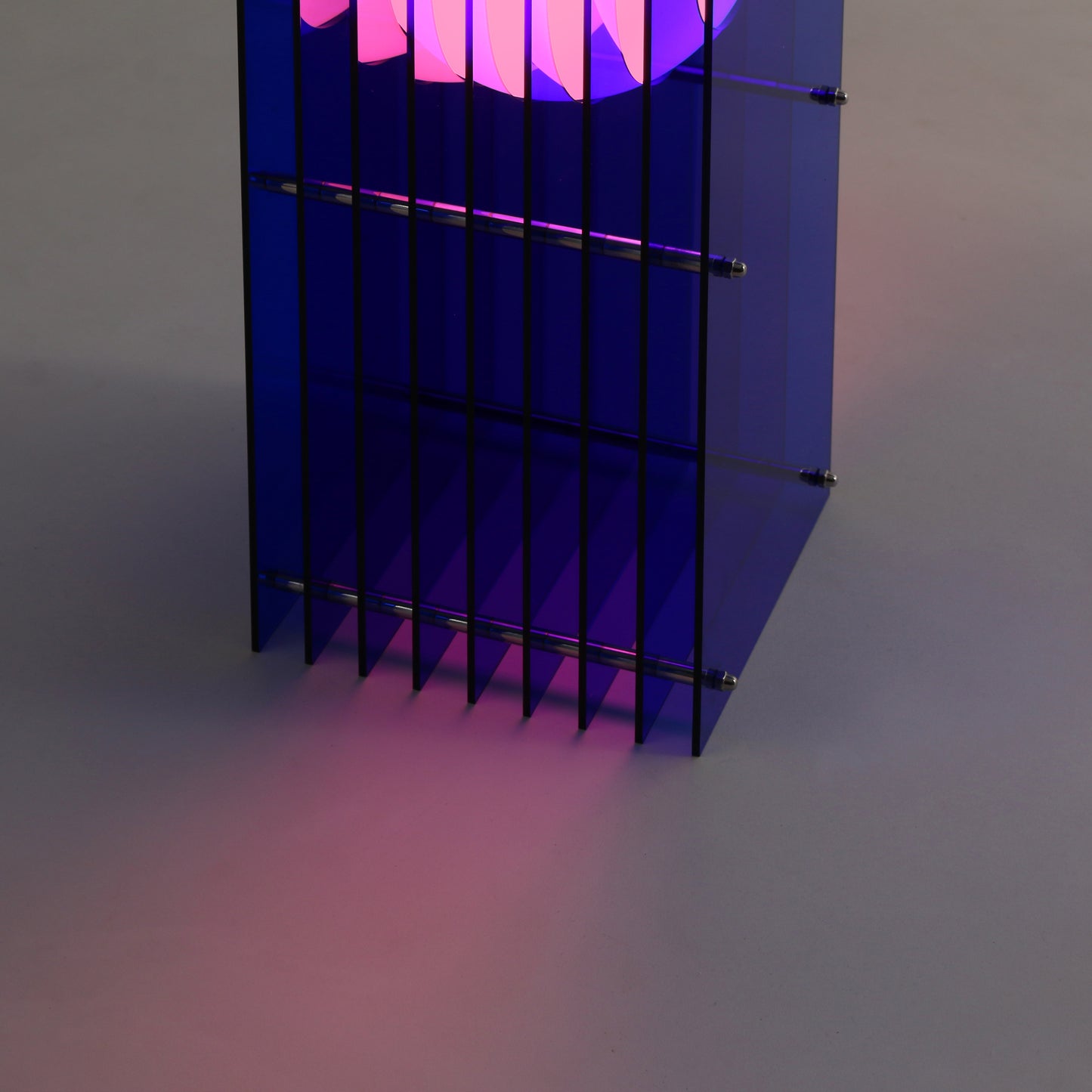 Lớp small rectangle in blue acrylic CE
