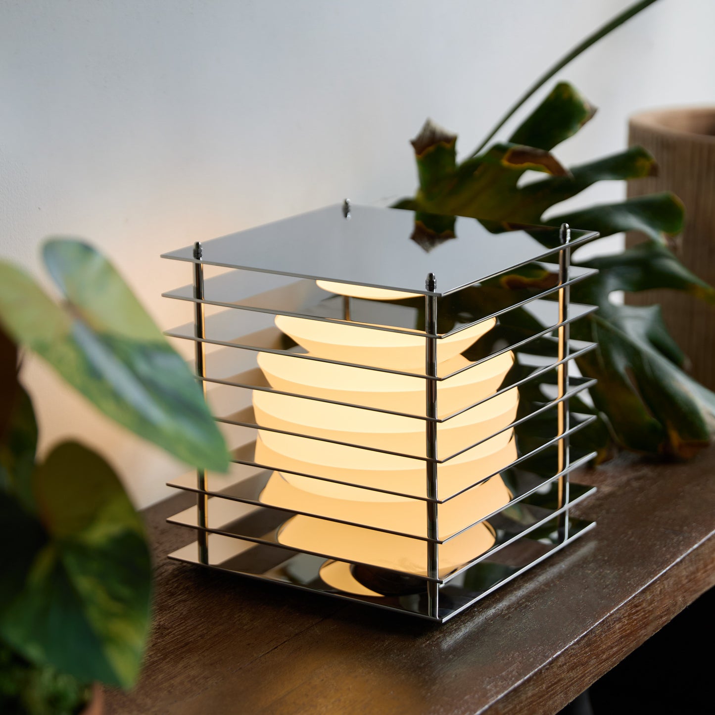 Lớp big square in mirror polished stainless steel CE
