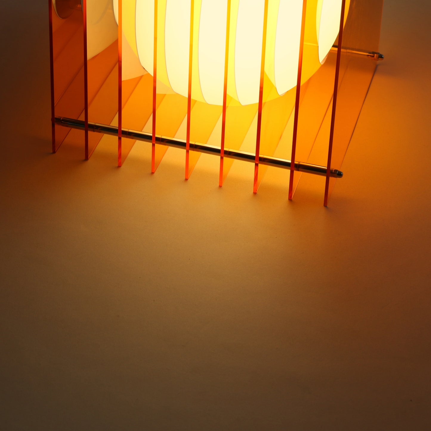 Lớp big square in orange acrylic CE