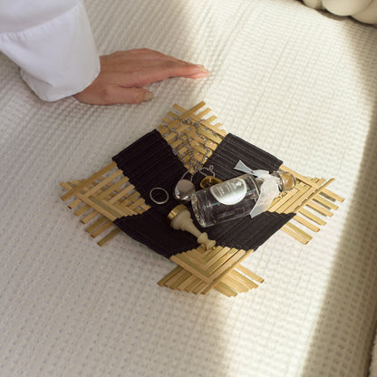 Đan Catch-all in black